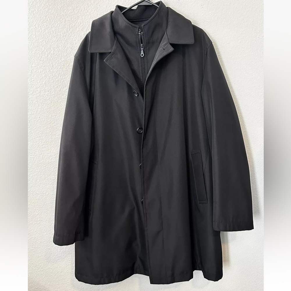 Jos A Bank Traveler's Trench Coat Mens 40R Black Removable Lining & Extender